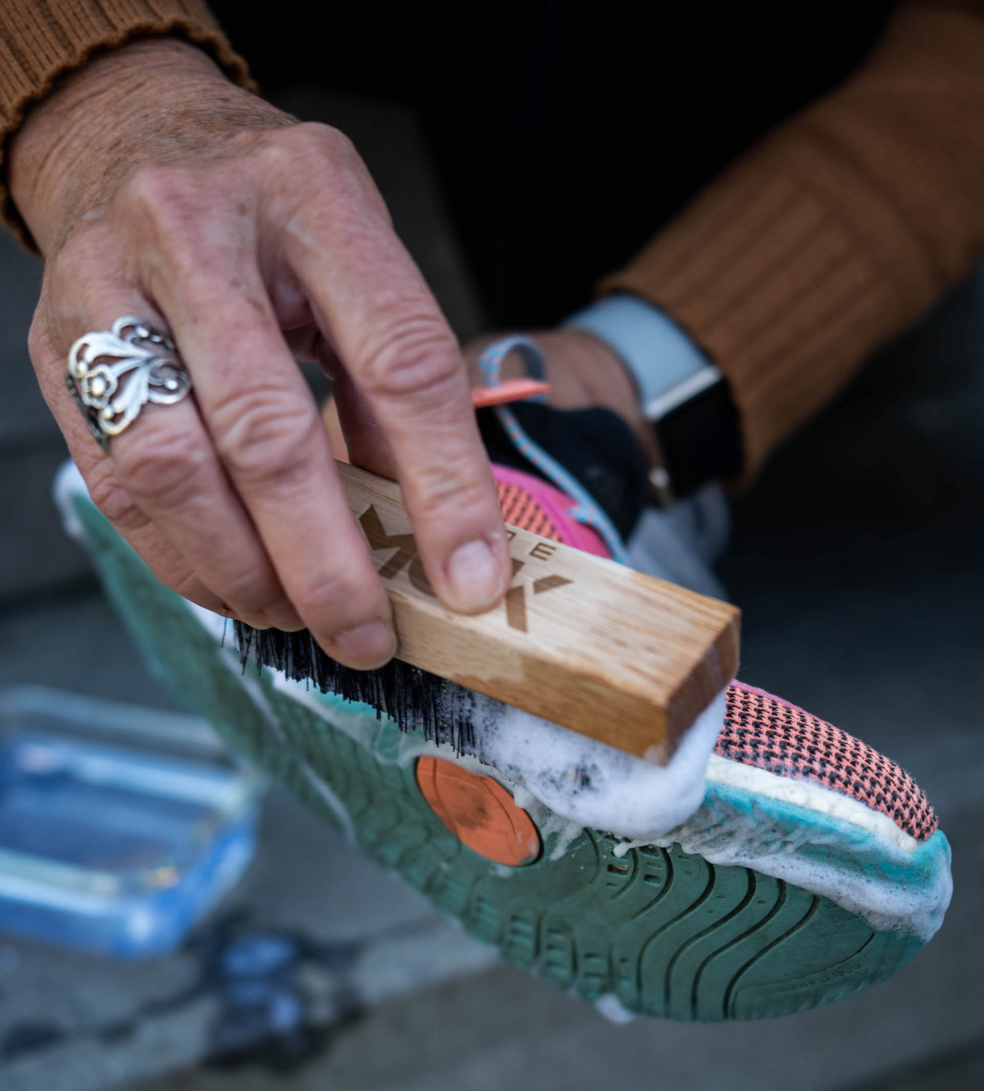 Cleaning Running Shoes With Shoe MGK Shoe MGK