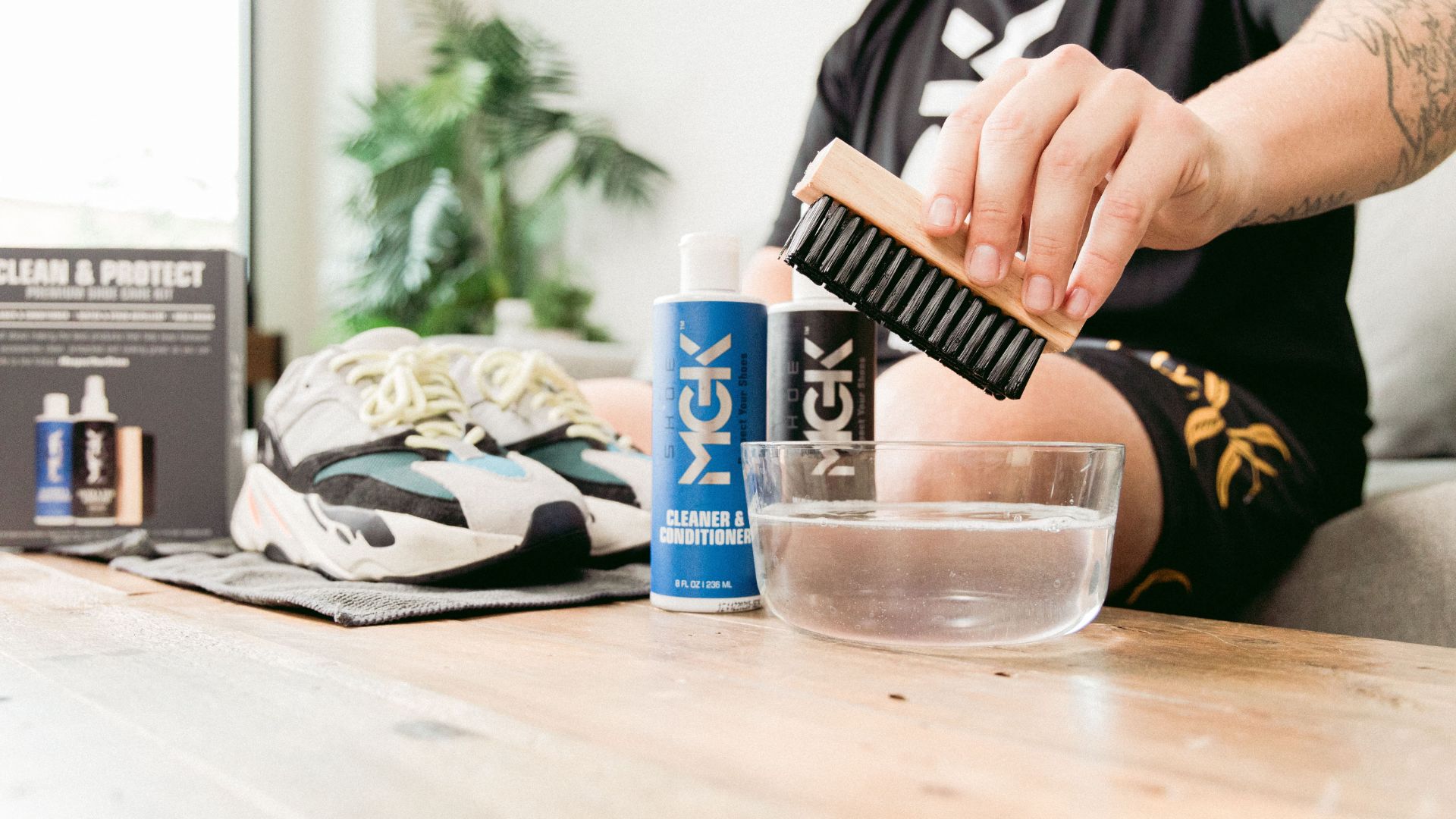 How to Clean Yeezy Wave Runner 700 Shoe MGK