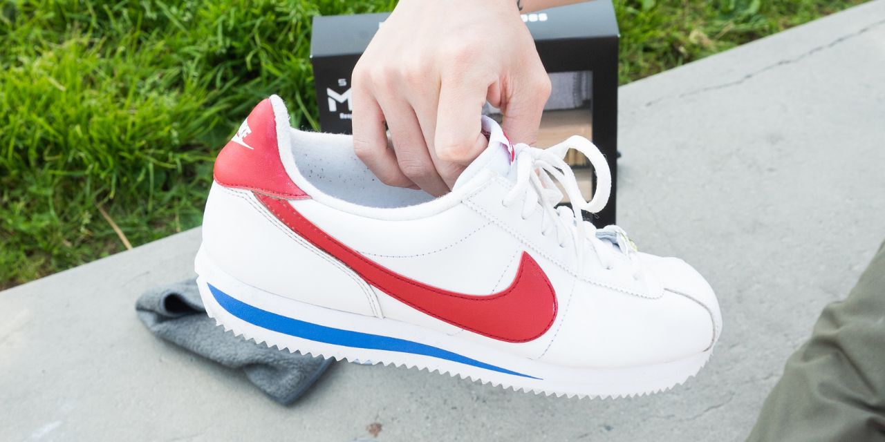 How to Clean Nike Cortez Forrest Gump Shoe MGK