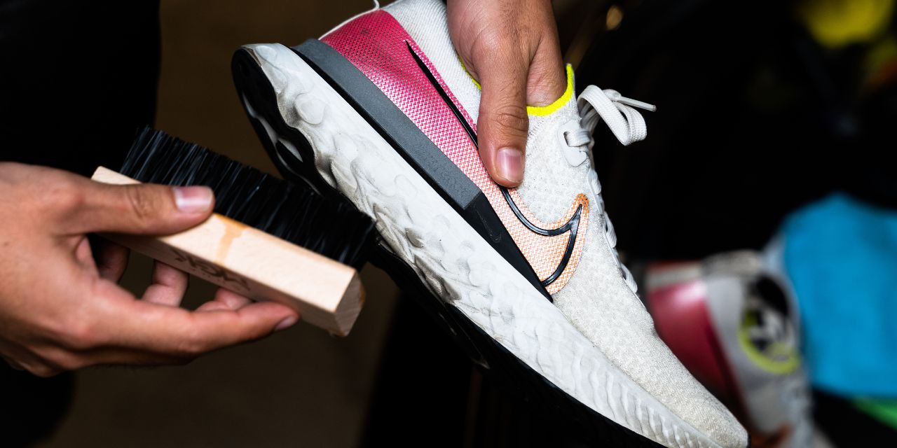 Keep Your Running Shoes Fresh for Spring Training | Shoe MGK